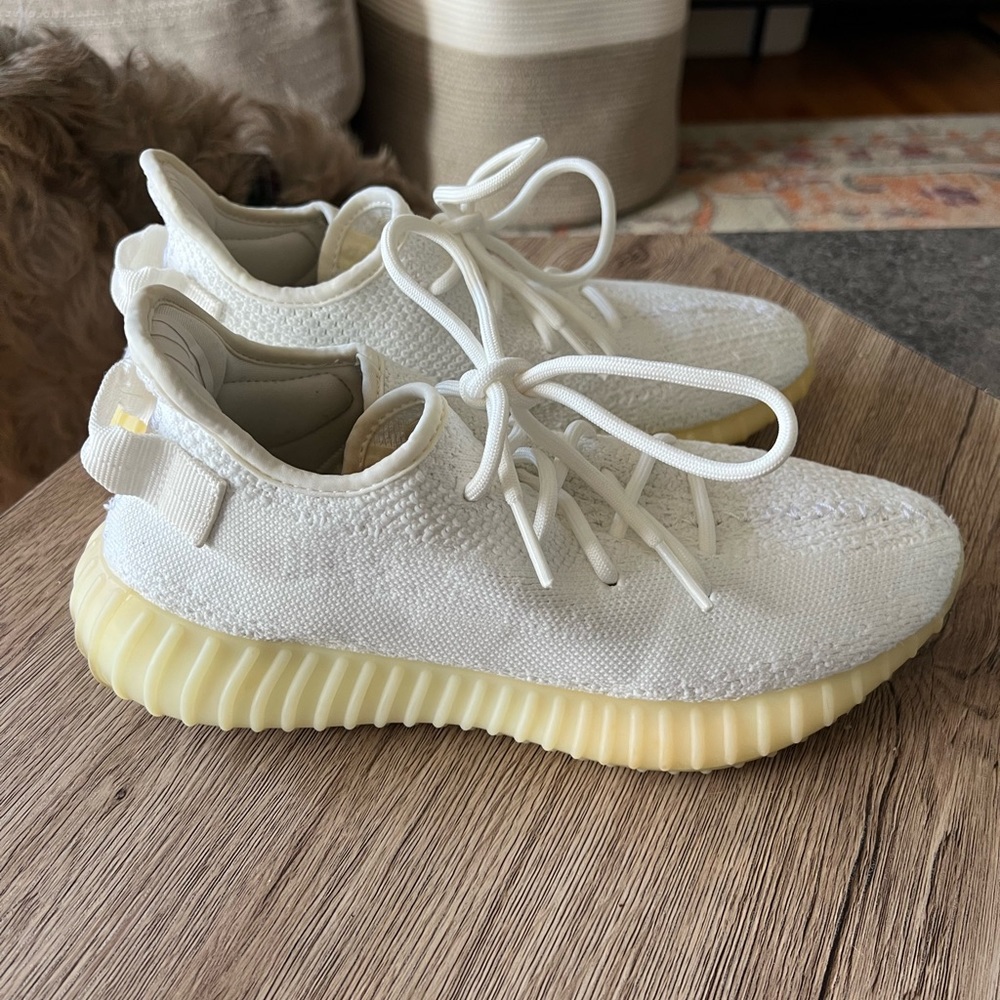 Adidas Yeezy - Great Condition - women’s US size 9.5, Men’s size 8